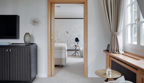 Junior Suite with Garden View