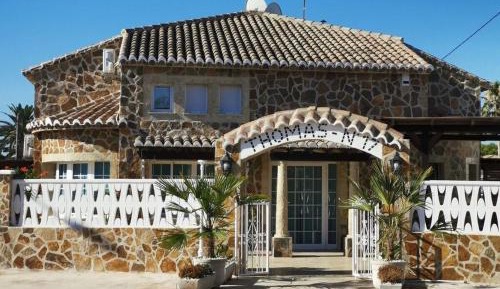 Three-Bedroom Vacation Home 