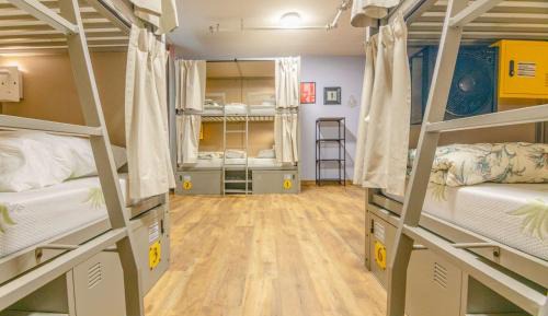 Bed in 6-Bed Mixed Dormitory Room