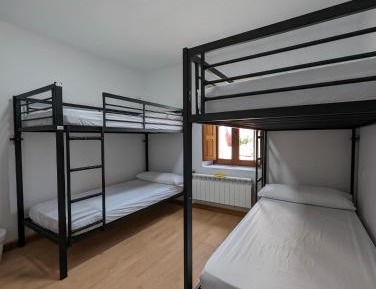 Mixed Dormitory Room