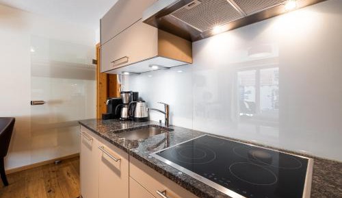 One-Bedroom Apartment 1B