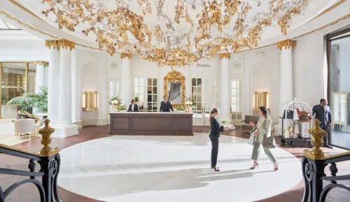 Mandarin Room King