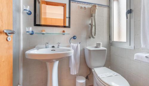 Small Twin Room