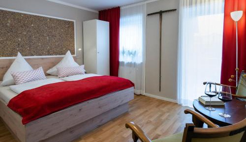 Double Room with Shared Bathroom