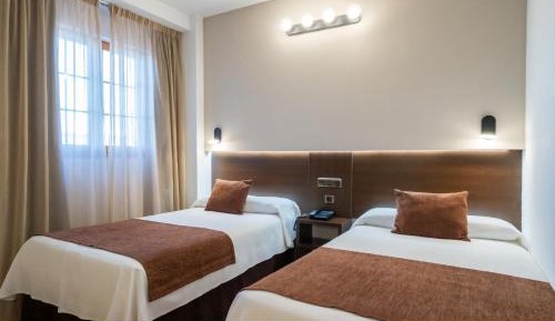 Economy Twin Room