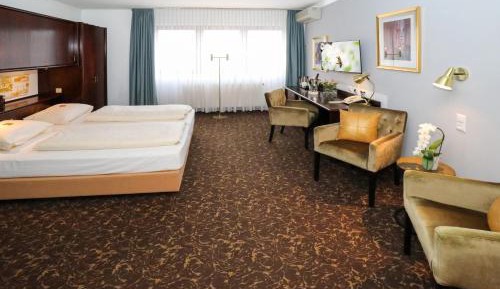 King Room with Balcony