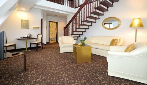 Presidential Suite