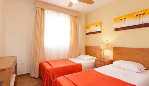 Two-Bedroom Apartment (5-6 Adults)