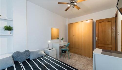 Twin Room with Shared Bathroom