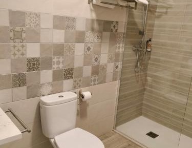 Large Single Room