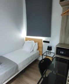 Single Room with Private Bathroom