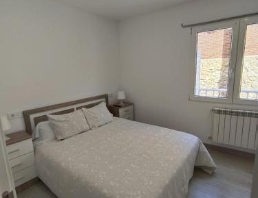 One-Bedroom Apartment with Balcony