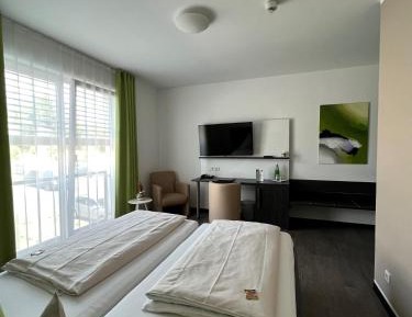 Large Double Room