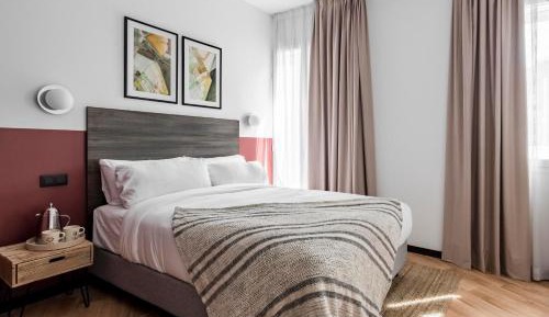 Spacious Apartment with Kitchen - 2 Bedroom - 2 Doubles