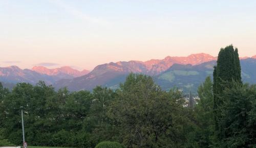 Single Room with Mountain View