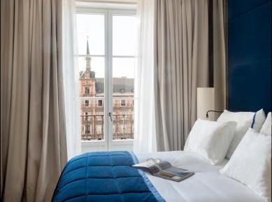 Suite with Plaza Mayor View