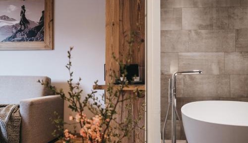 One-Bedroom Suite Spa