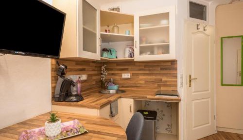 Superior One-Bedroom Apartment with Balcony