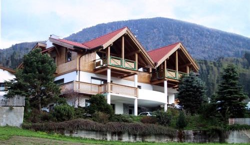 Two-Bedroom Apartment with Garden