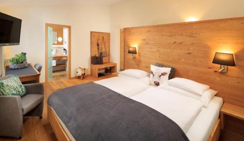 Large Double Room