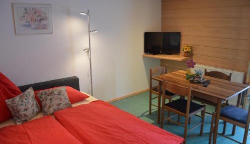 One-Bedroom Apartment with Balcony