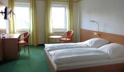 Large Double Room