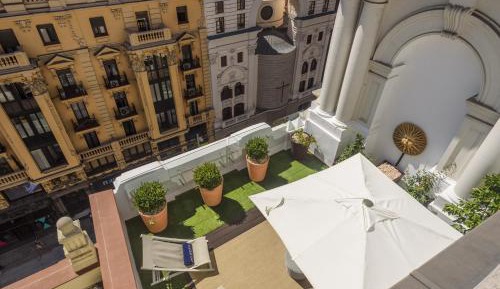 Deluxe Double Room with Terrace