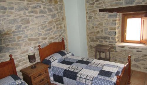 Twin Room with Private Bathroom