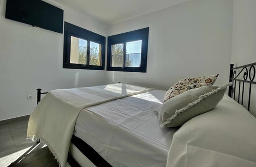 Vilanova I la Geltru House | Dora house with pool by HCLUB Agency