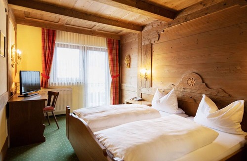 Schleching Hotel | Landgasthof Zur Post