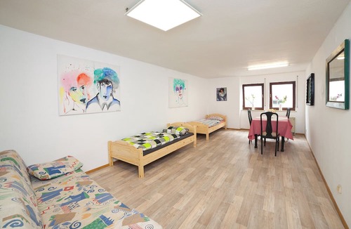 Lauda House | Room 'Zimmer 4' with Shared Terrace and Wi-Fi