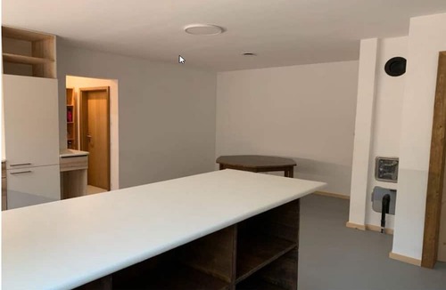 Westendorf Apartment | Bright 4-room basement apartment with private access and 3 parking spaces