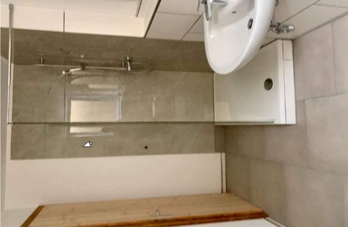 Westendorf Apartment | Bright 4-room basement apartment with private access and 3 parking spaces