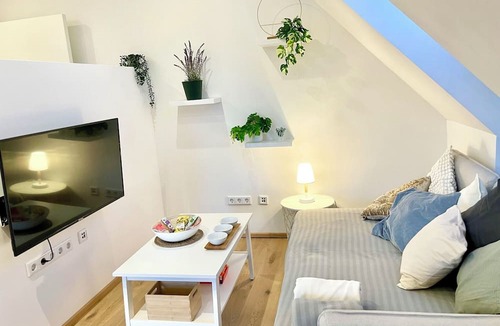 Weststadt Condo | Nuremberg centrally located in the countryside with luxurious complete furnishings