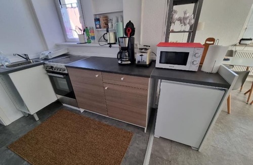 Dettelbach Apartment | Apartment 'Ferienwohnung An Der Linde' with Wi-Fi