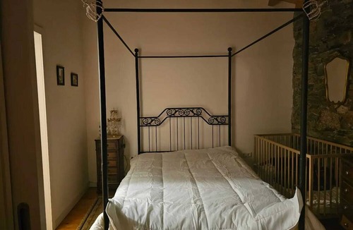 Sabugal e Aldeia de Santo Antonio Apartment | Homerez - Nice studio for 2 ppl. at Sabugal