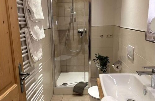 Reichersbeuern Apartment | Farm country holiday at Broslhof