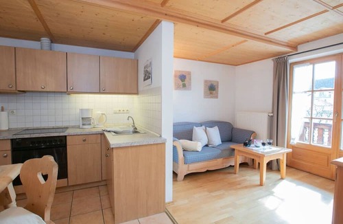 Reichersbeuern Apartment | Farm country holiday at Broslhof