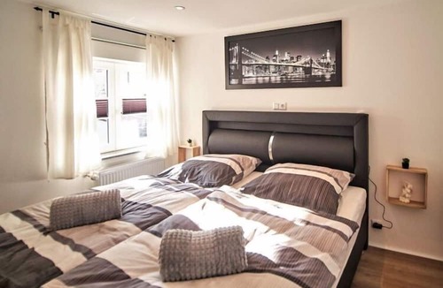 Frickenfelden Apartment | Holiday apartment Lea