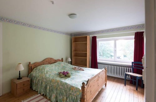 Unsleben Apartment | Holiday home Old Brewery at the moated castle