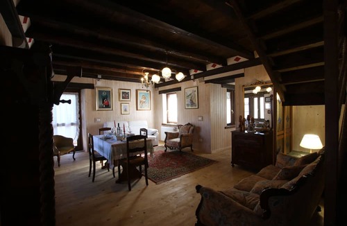 Pulfero Cottage | GOLDEN SPUR COTTAGE