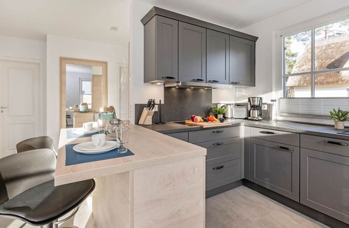 Dargen House | Neu Errichtetes Ferienhaus in Ruhiger Wohngegend mit Parkplatz, Sauna und Wlan - Fischerdorf