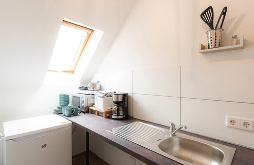 Duisburg City Center Apartment | - Magical Harry Potter Apartment in Duisburg - Hbf - Kingsize Bed & Netflix -