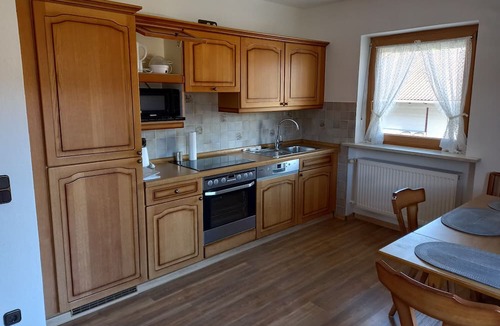 Siegsdorf Apartment | Ferienwohnung in Ruhiger Lage