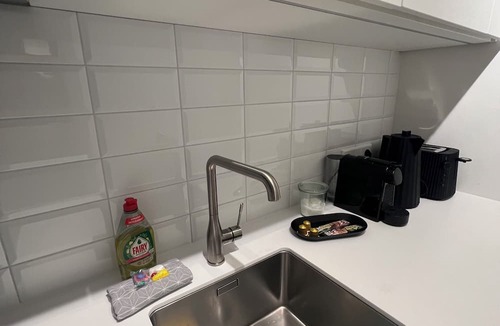 Steinhausen Apartment | Suite One Einsteinstraße