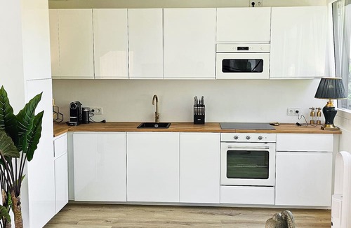 Obersendling Apartment | Schöne Dachgeschoss Neubau 80m² Wohnung mit Dachterasse