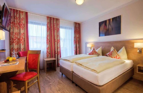 Bad Endorf Apartment | Doppelzimmer Parksee