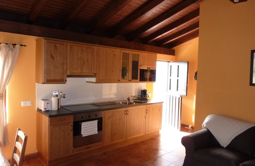 Llerandi Cottage | Rural apartment La Xana Vieia for 2 people