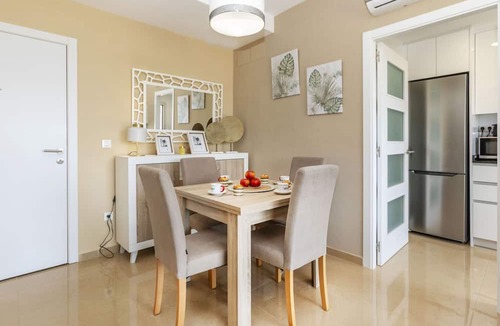 Cabanes Apartment | Ciudad Jardin II by Interhome