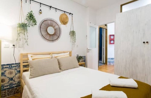 Sacramento Apartment | Colorful Portuguese-Style Apartment in Chiado